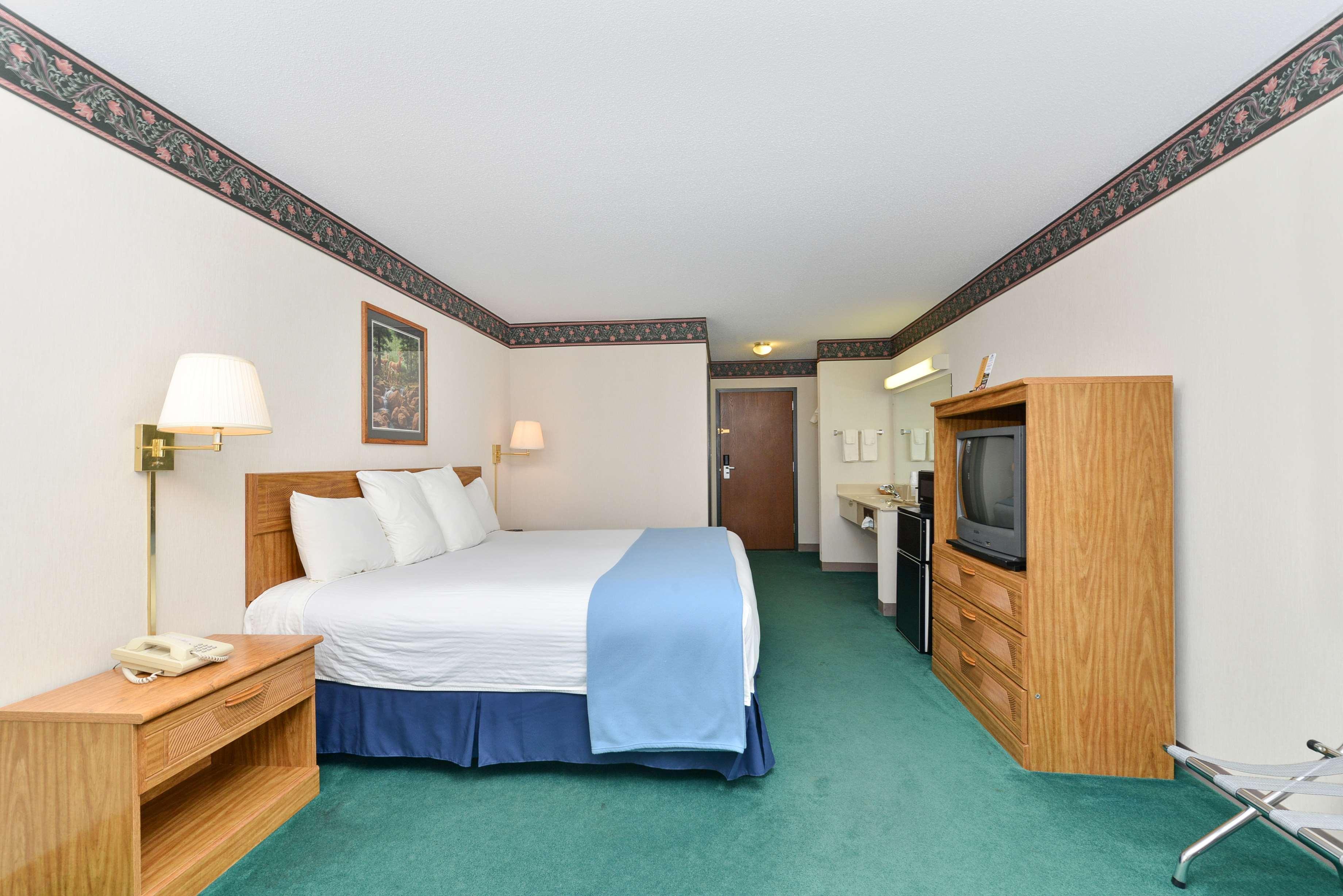 Americas Best Value Inn & Suites - Tahquamenon Country Newberry Exteriér fotografie
