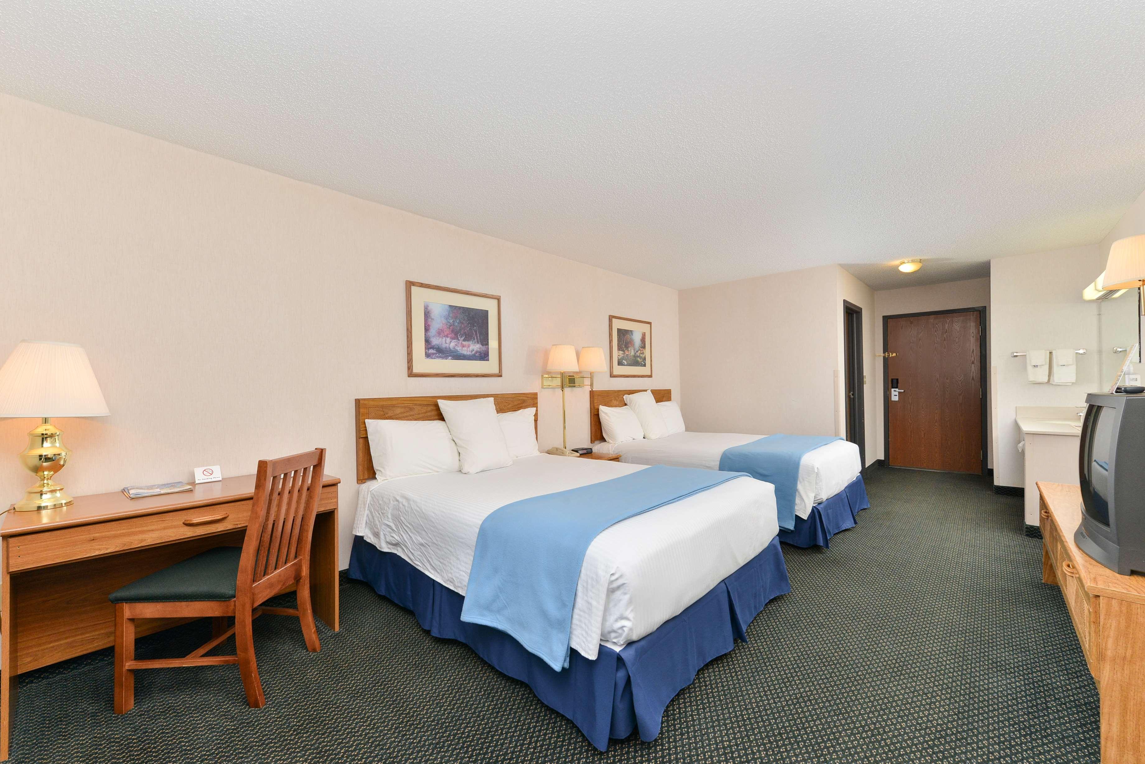 Americas Best Value Inn & Suites - Tahquamenon Country Newberry Exteriér fotografie