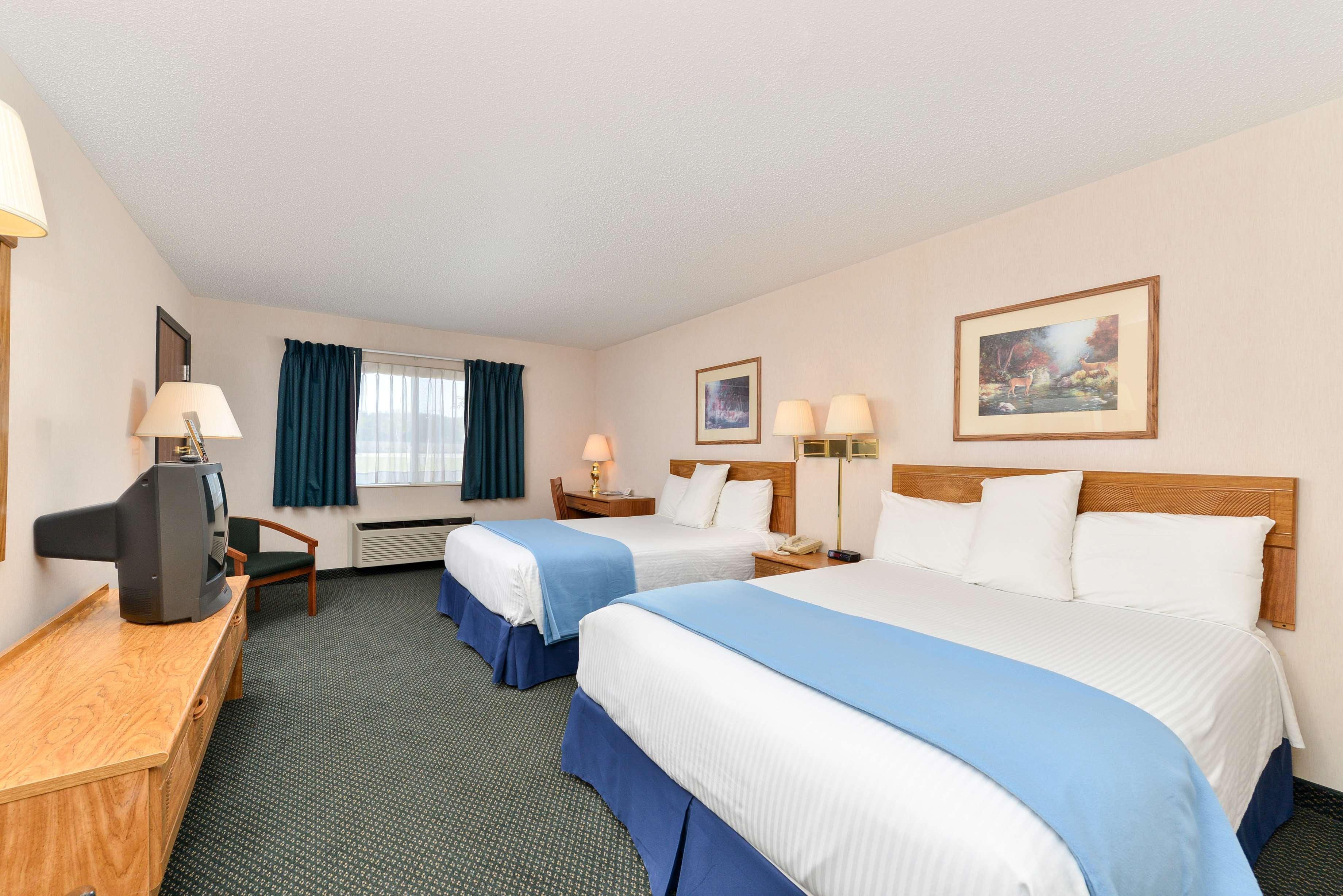 Americas Best Value Inn & Suites - Tahquamenon Country Newberry Exteriér fotografie