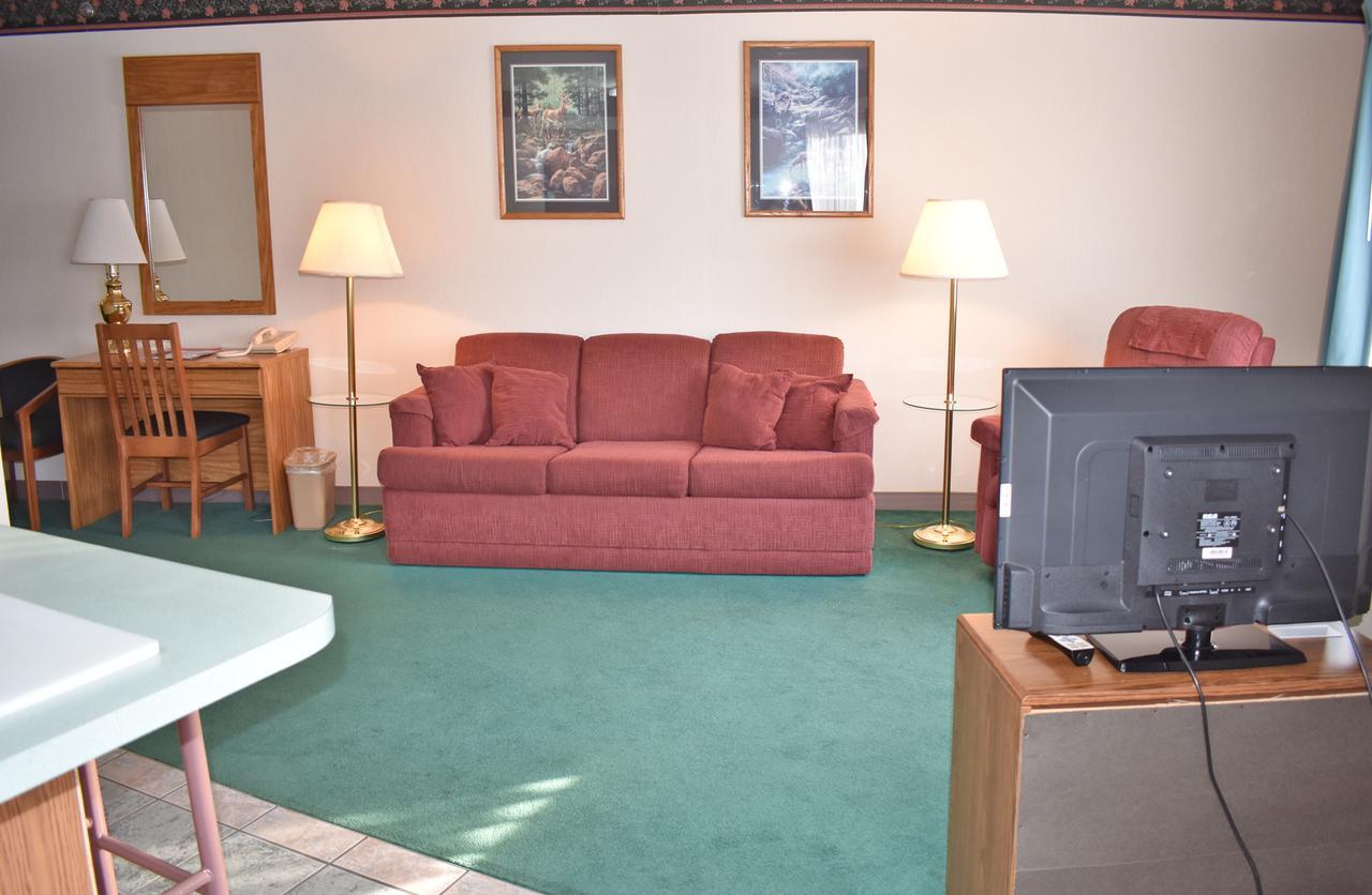 Americas Best Value Inn & Suites - Tahquamenon Country Newberry Exteriér fotografie